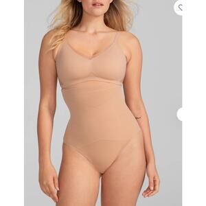 Honeylove Superpower Thong Shapewear Slimming Sand Size Small NEW $79